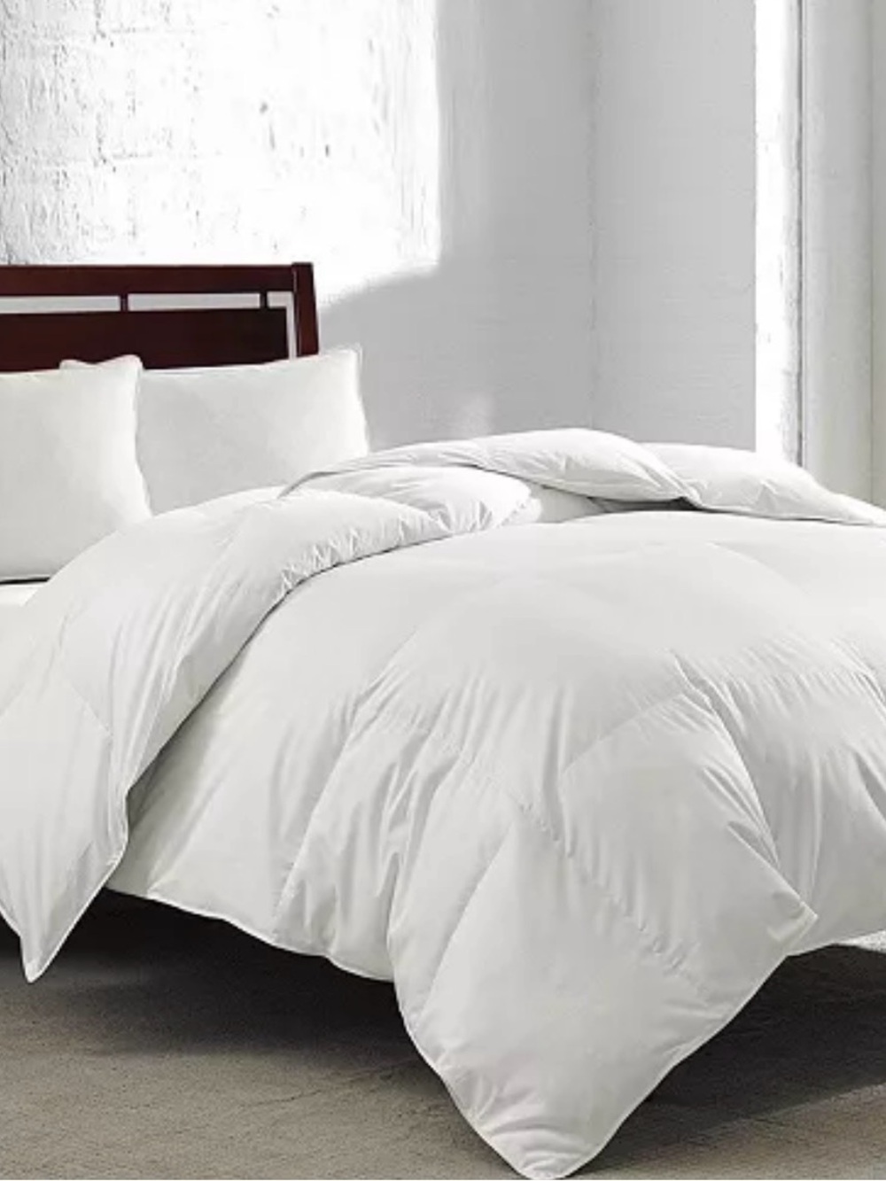 Royal Luxe - White Goose Feather & Down Fiber Comforter - Full/Queen